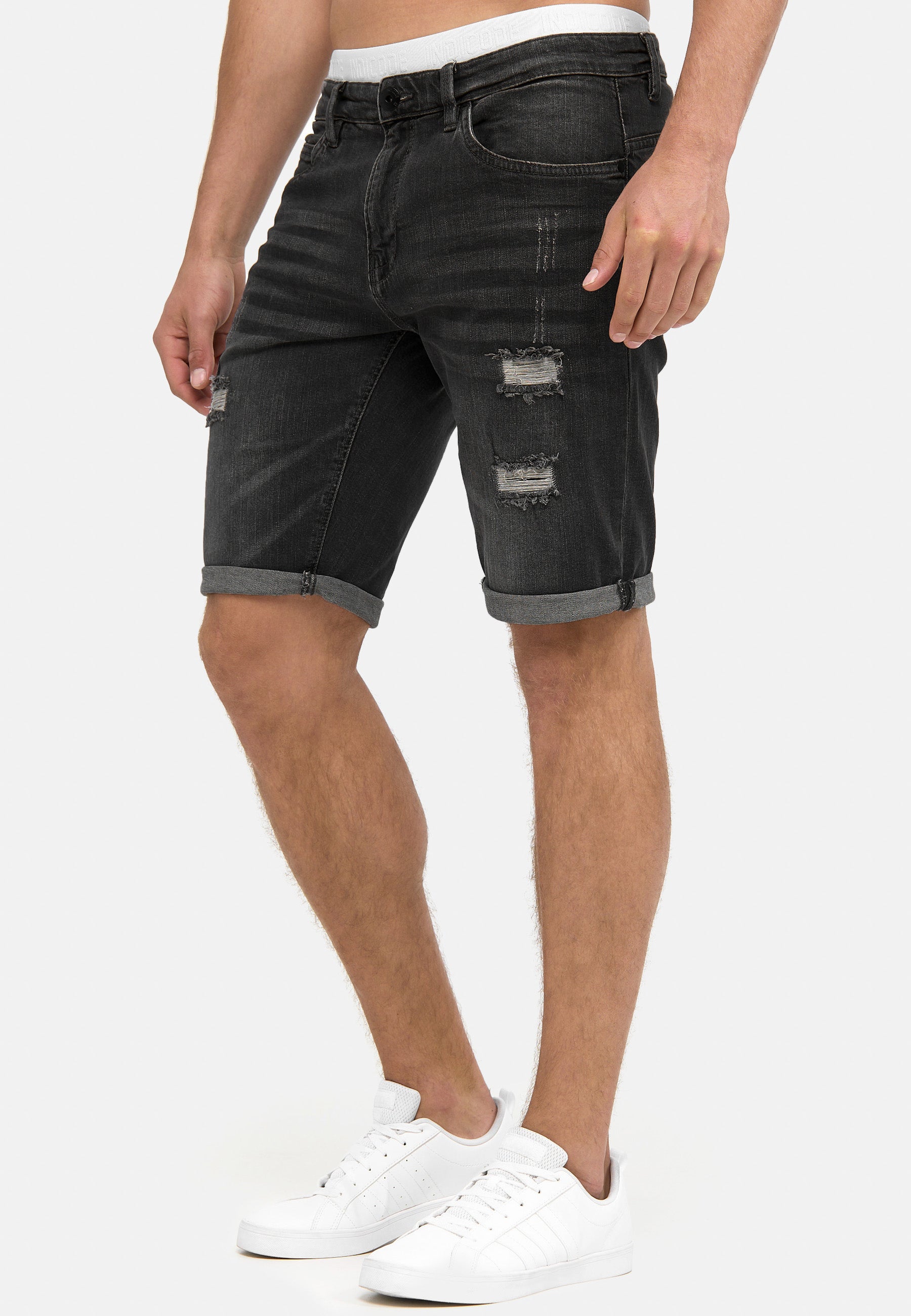 #farbe_holes-black
