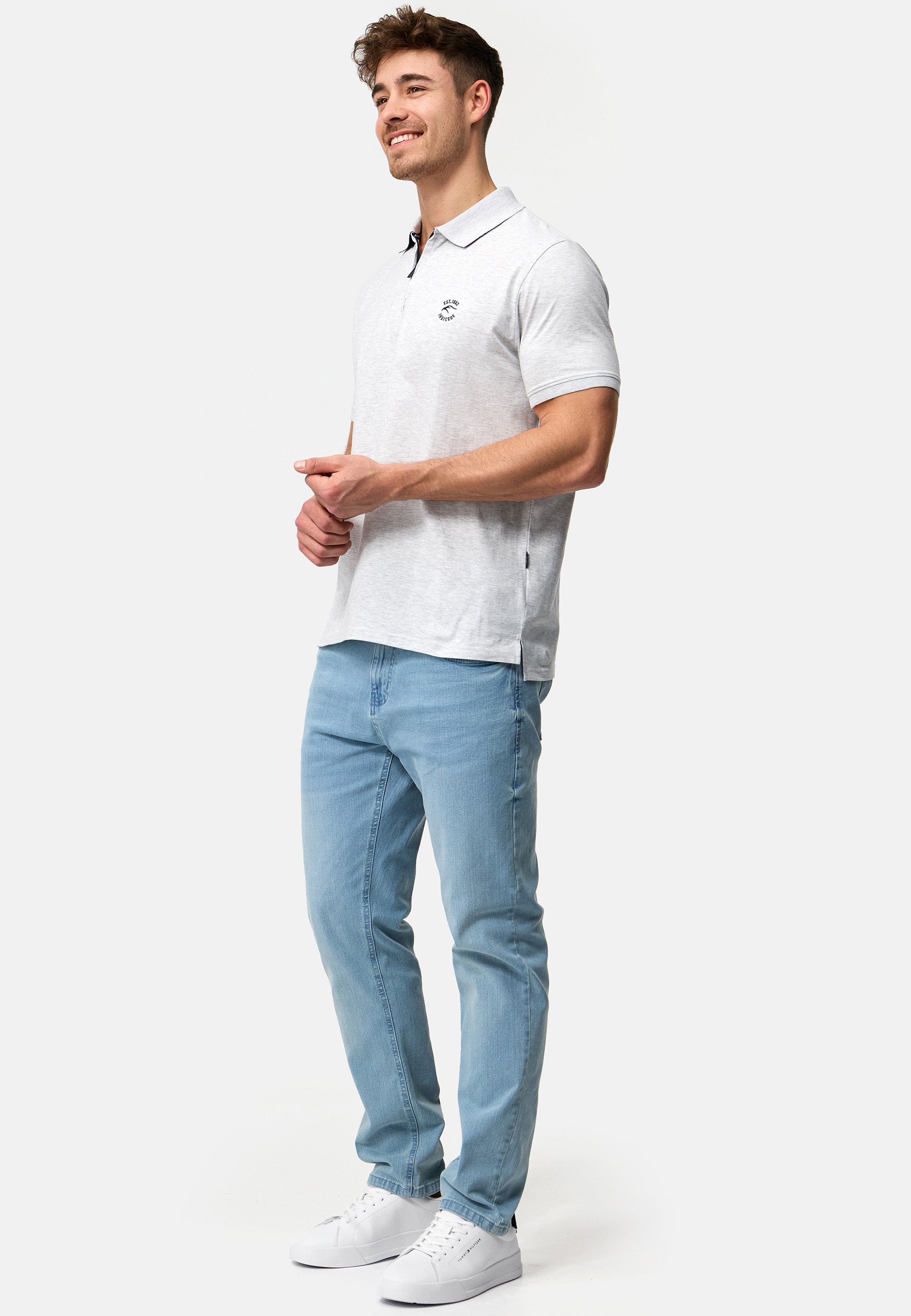 #farbe_offwhite