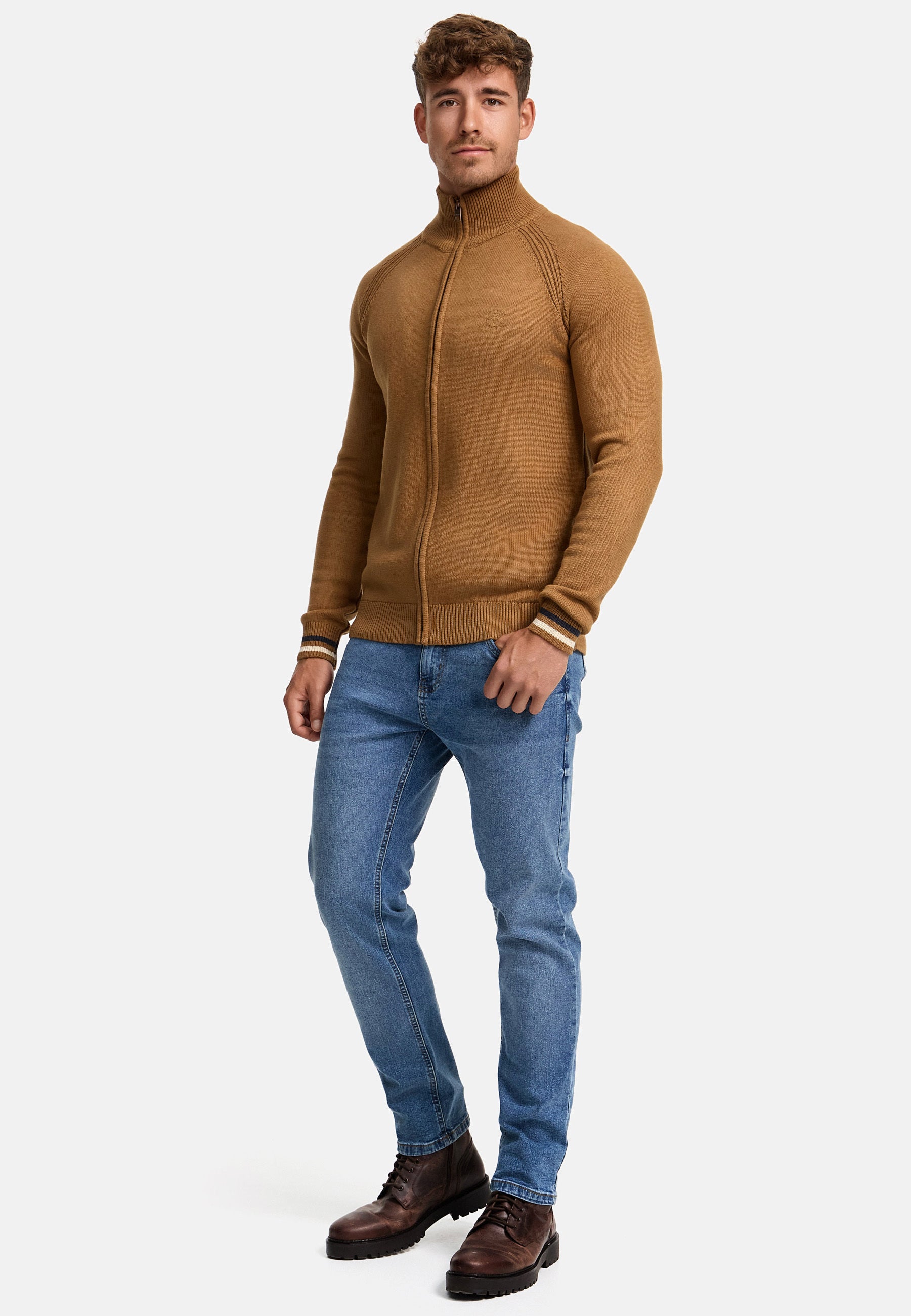 Strickjacke INArutemia Produktbild