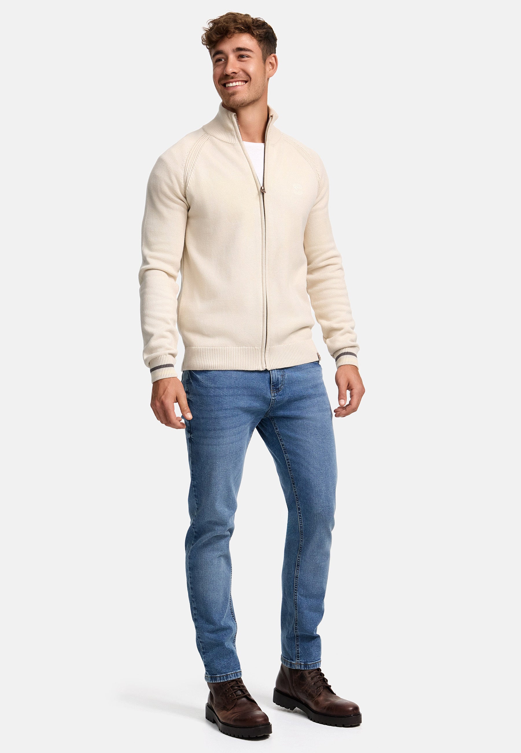 Strickjacke INArutemia Produktbild