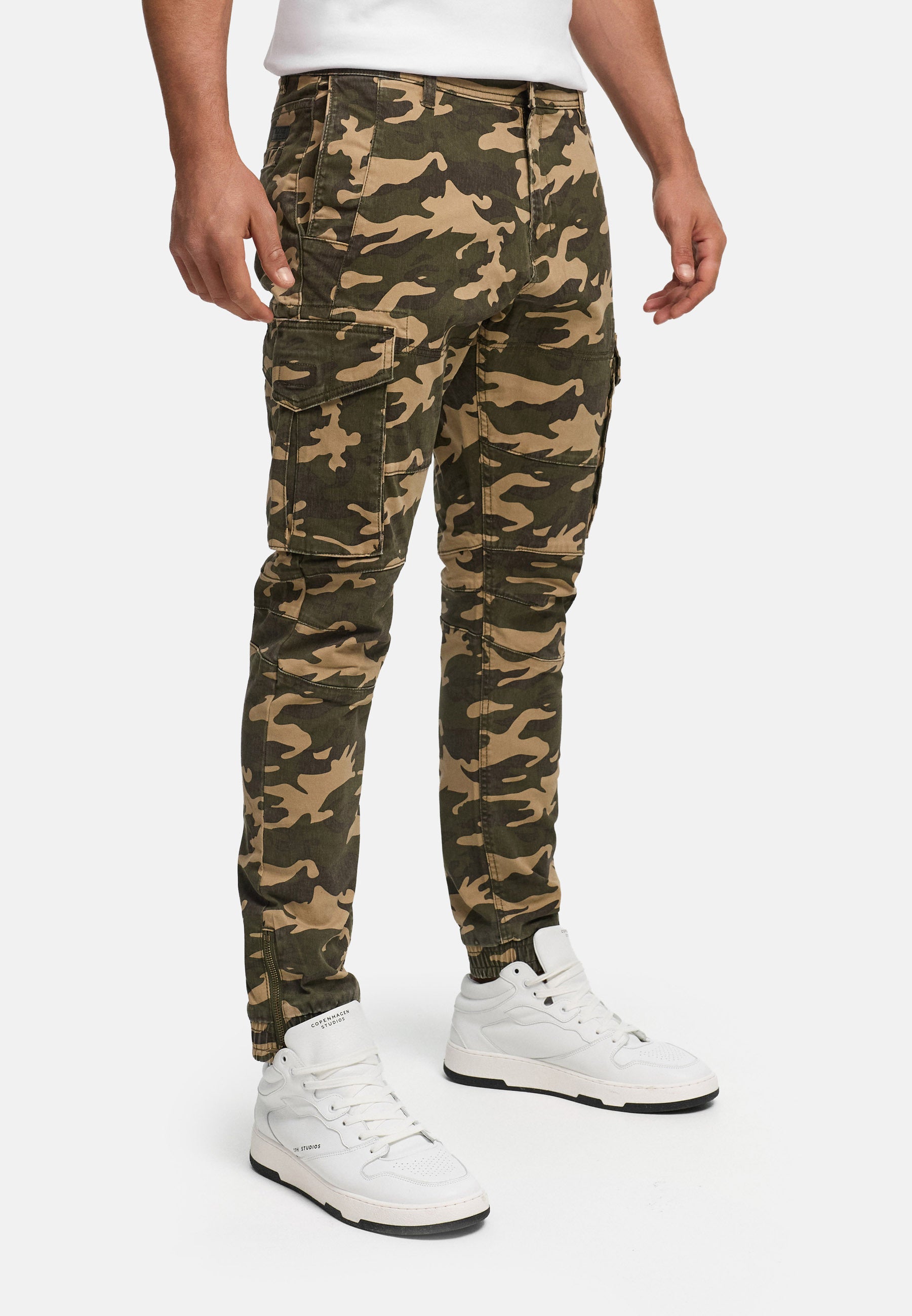 #farbe_dired-camouflage