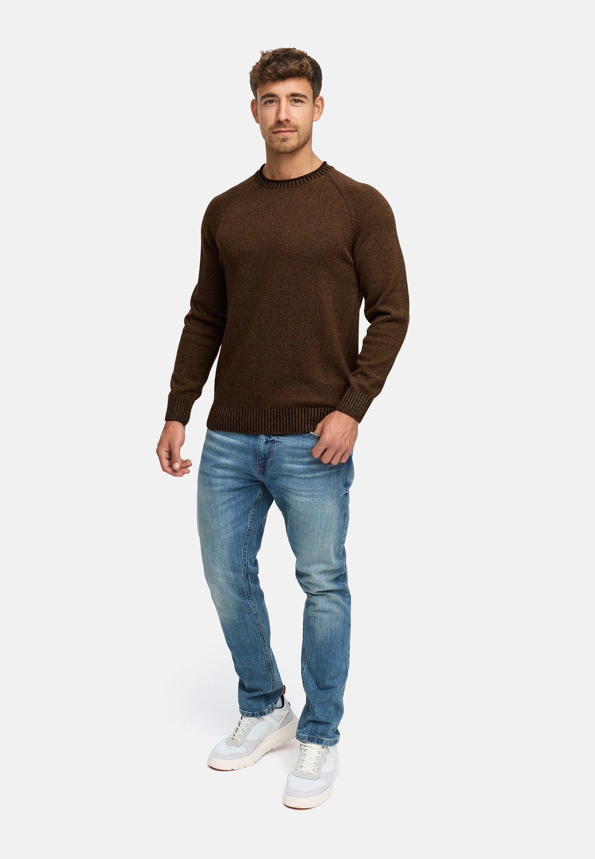 Knit sweater MEASUREMENTS