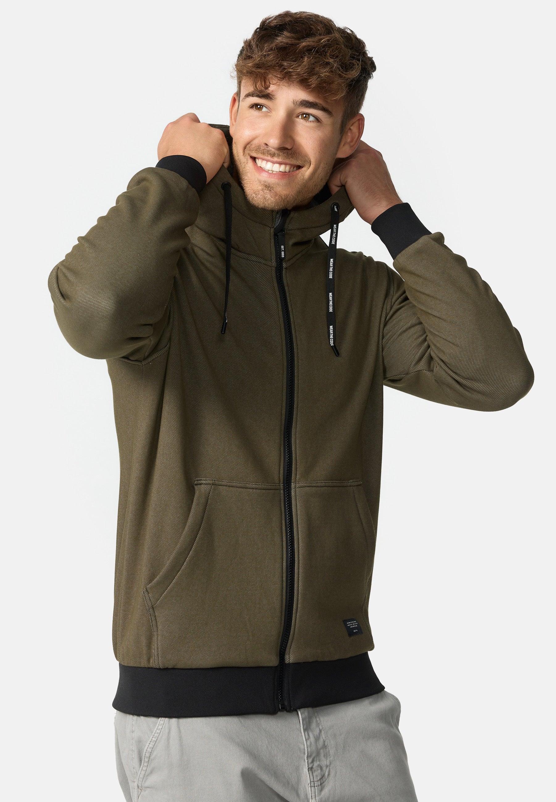 Sweatjacke INDuff Produktbild