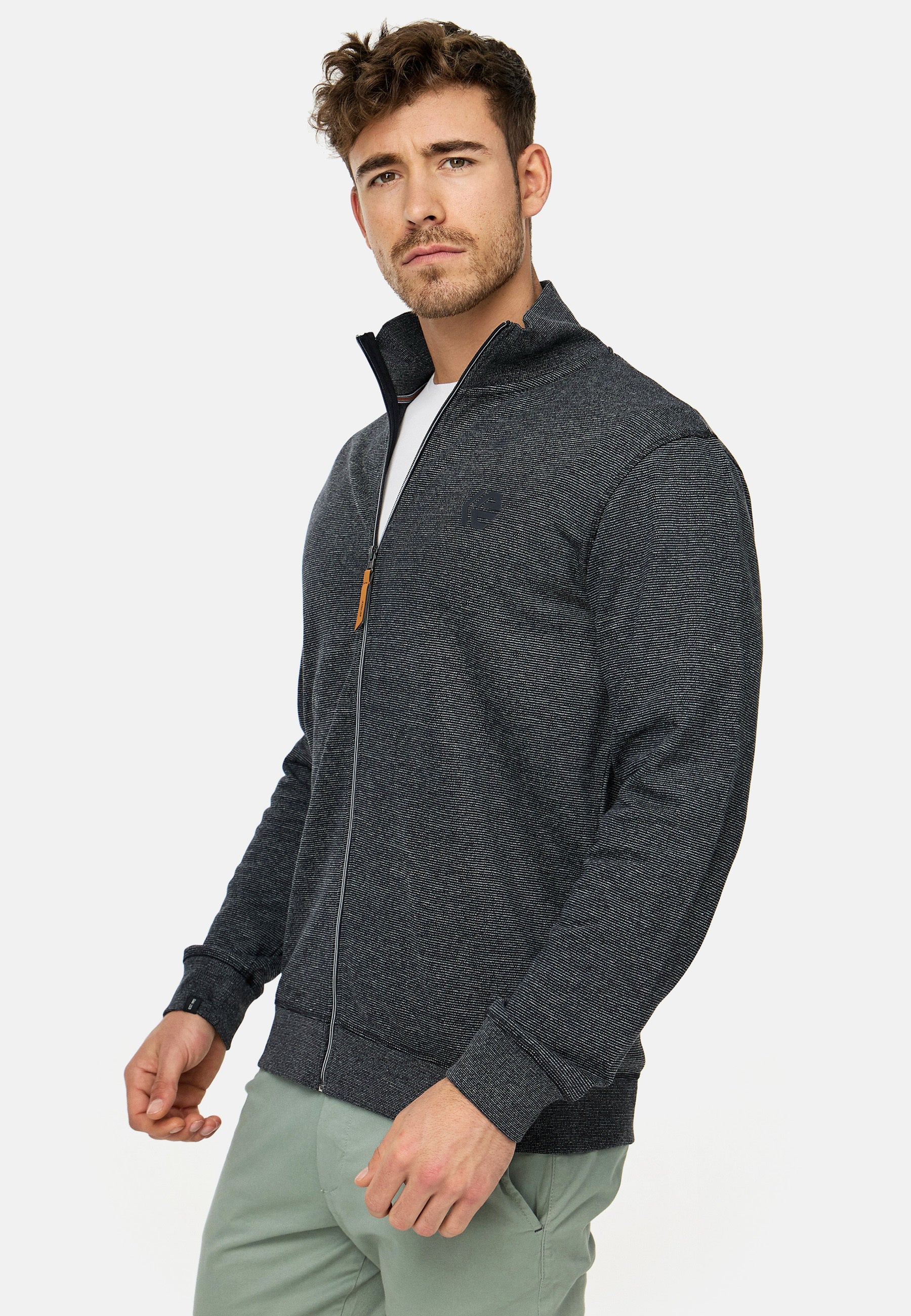 Sweatjacke INYanic Produktbild