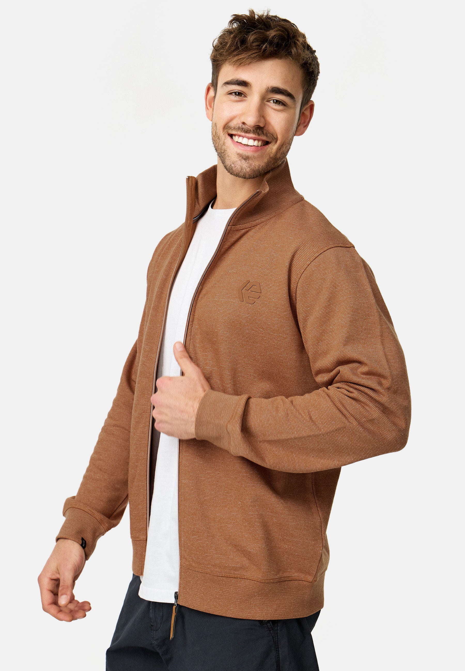 Sweatjacke INYanic Produktbild