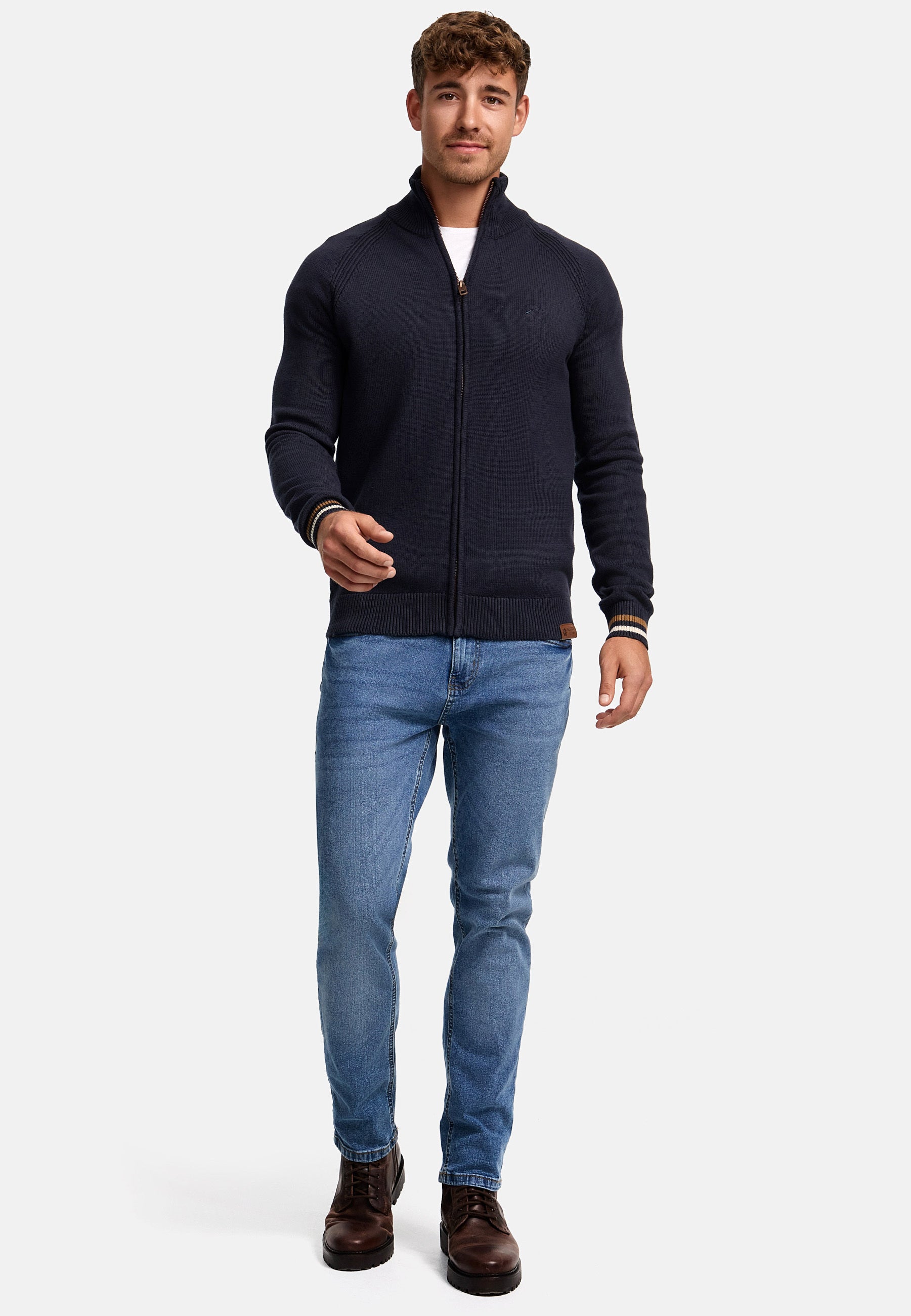 Strickjacke INArutemia Produktbild