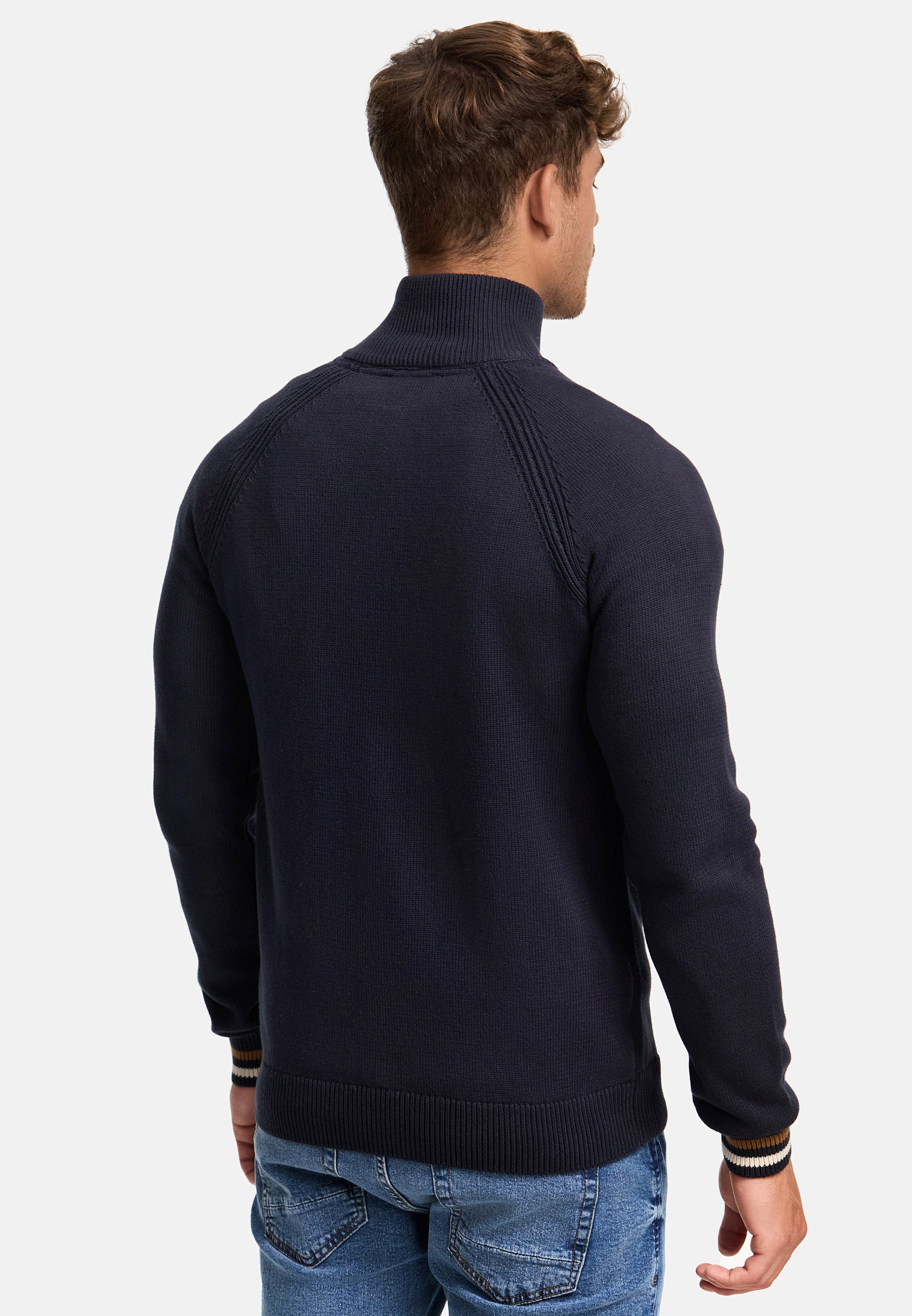 Strickjacke INArutemia Produktbild