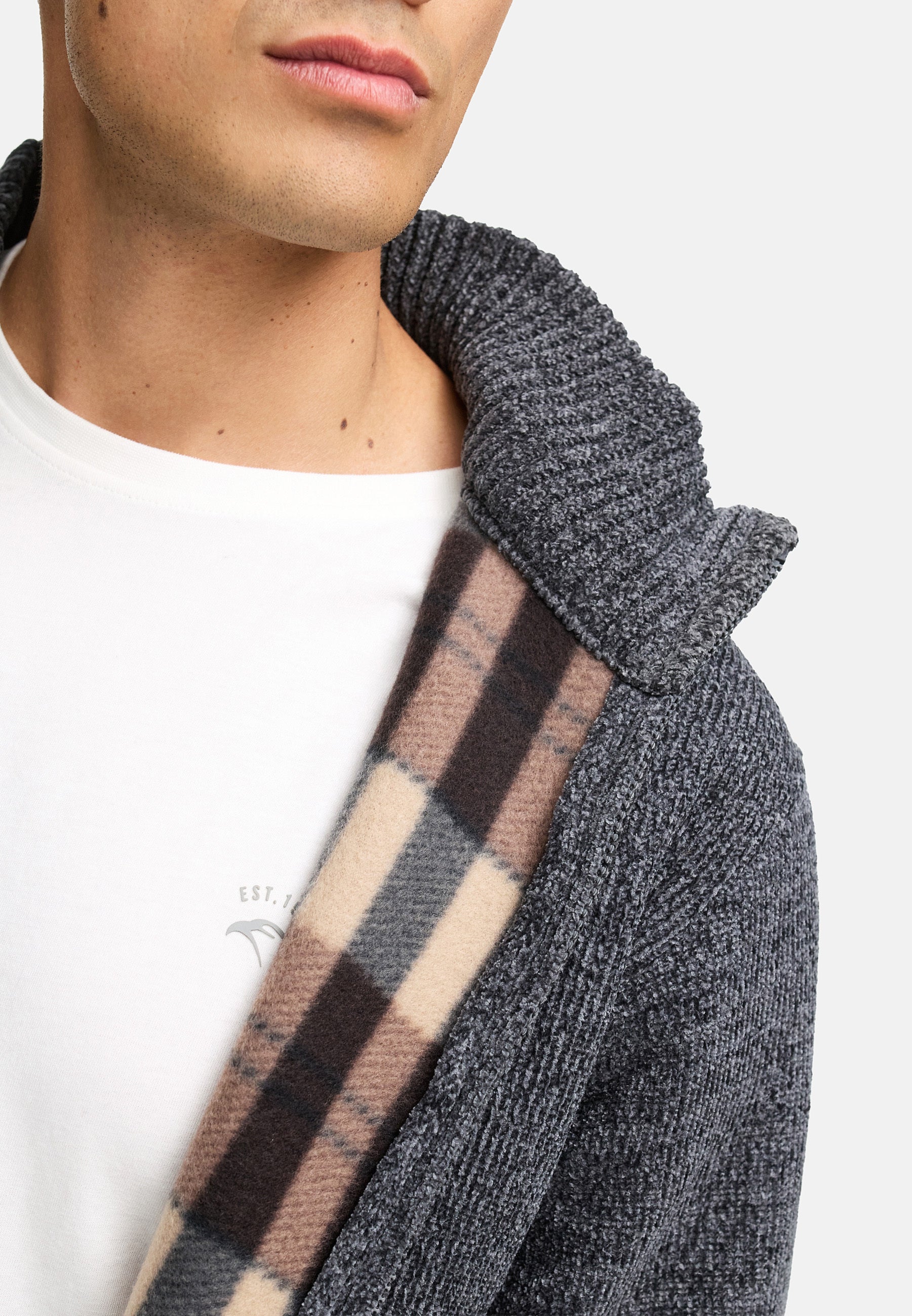 Strickjacke INFilion Produktbild
