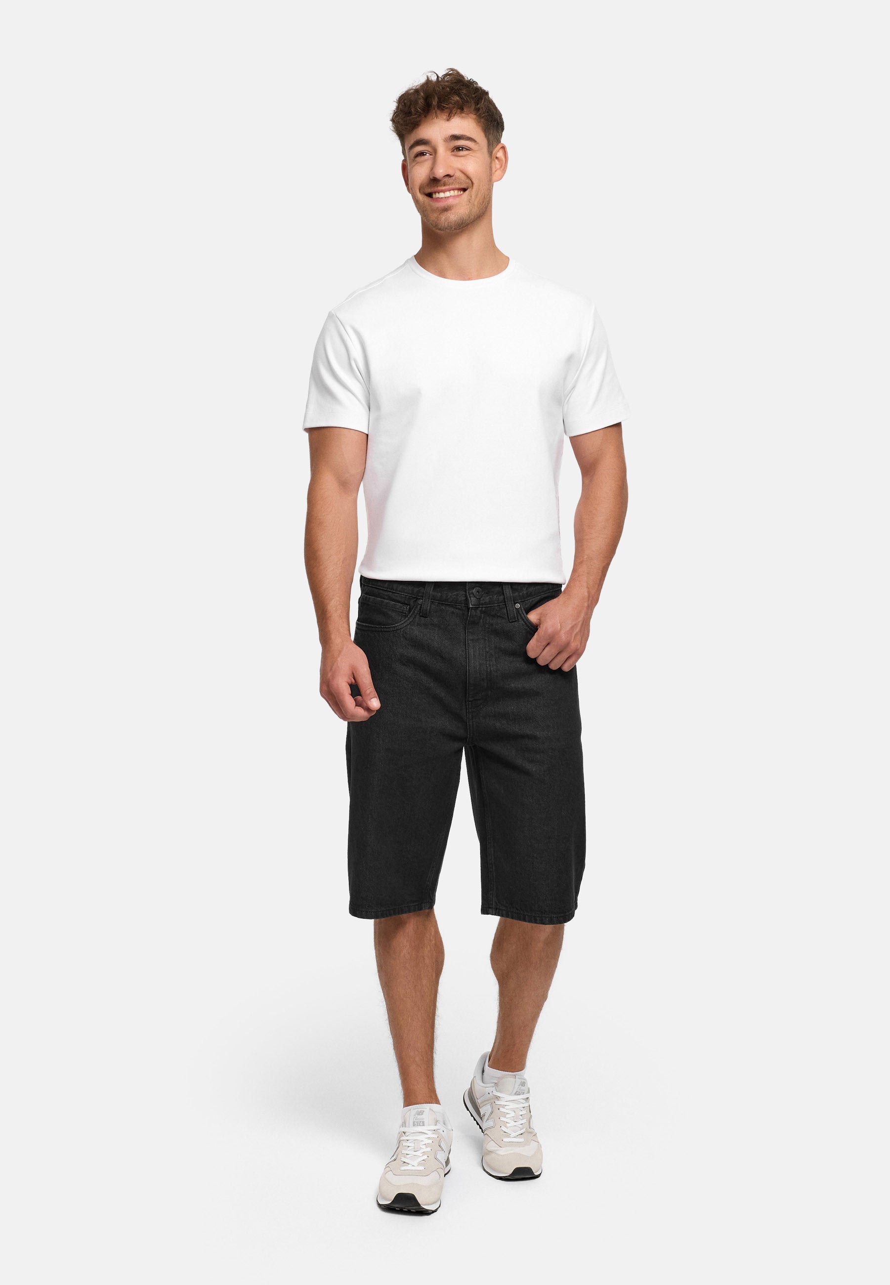 #farbe_ultra-black