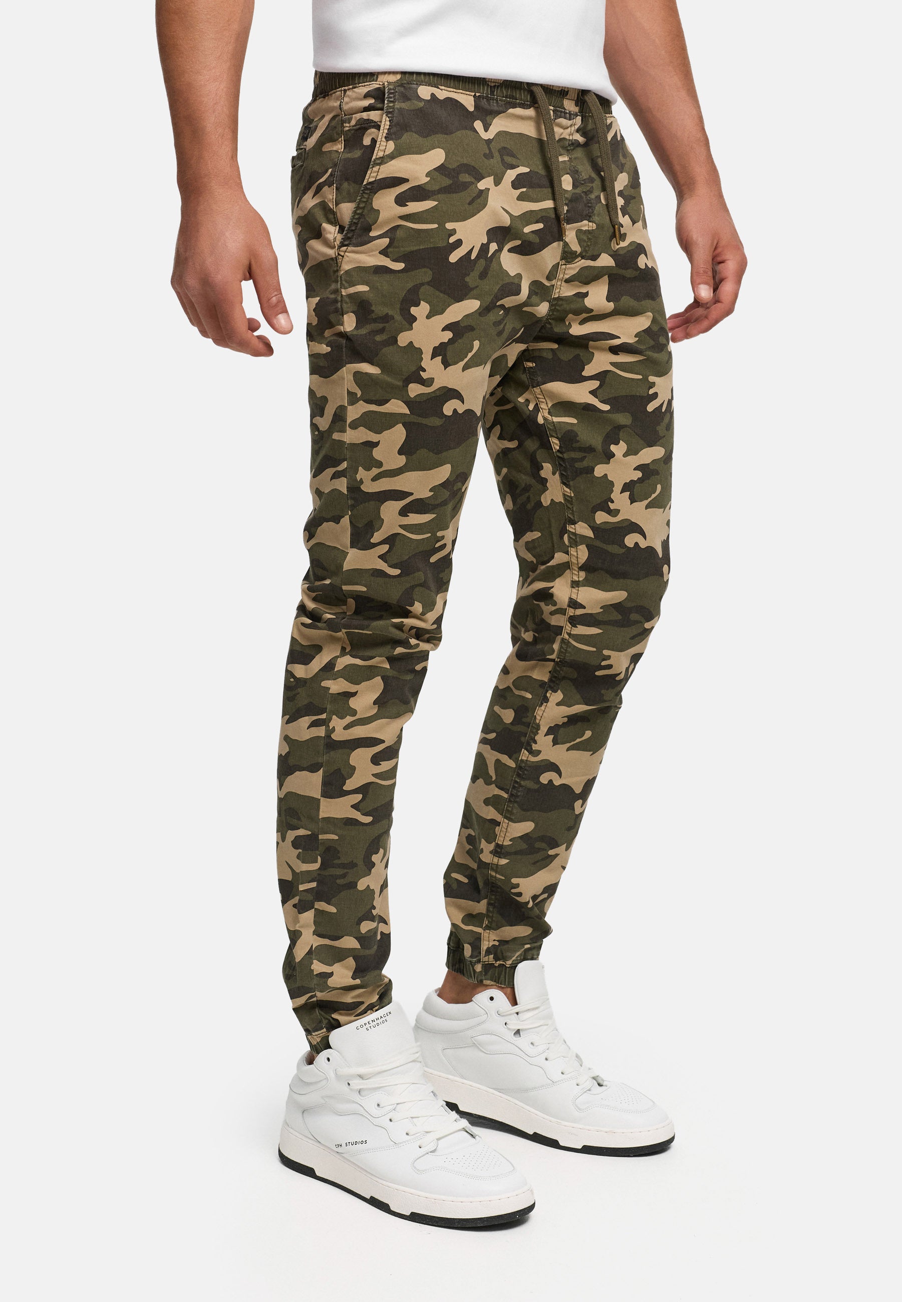 #farbe_dired-camouflage
